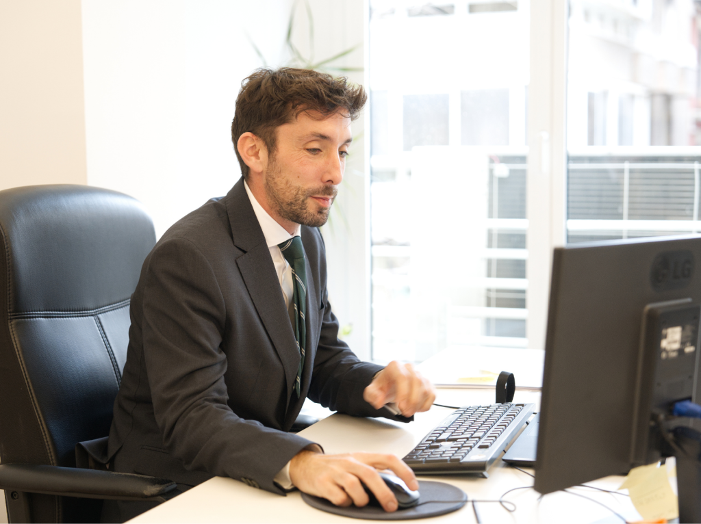 Vicente Tovar Abogados