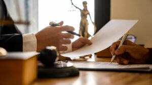 Servicios Derecho Mercantil Vicente Tovar Despacho Abogados Especializados Granada Menuine Agency